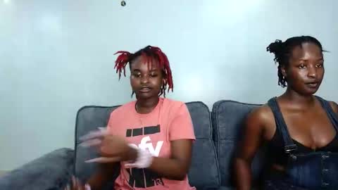 _prettyred online show from October 12, 10:20 pm