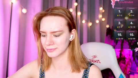 Snapshot of _ramona__ chatting on January 10, 5:37 am im Amy online show from January 10, 5:37 am