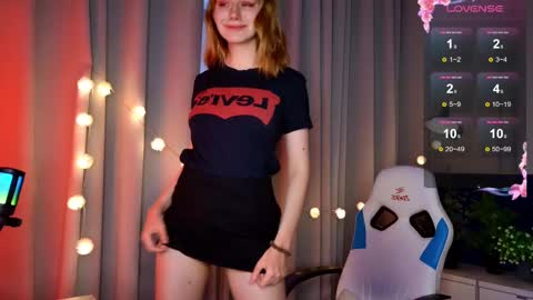 Snapshot of _ramona__ chatting on February 10, 5:58 am im Amy online show from February 10, 5:58 am