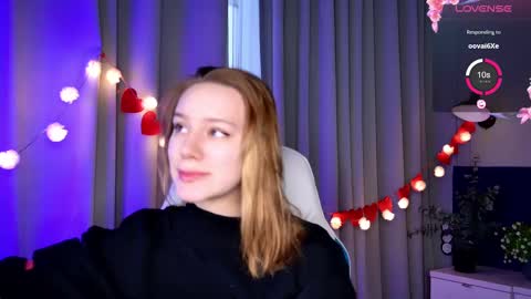 Snapshot of _ramona__ chatting on February 15, 6:12 am im Amy online show from February 15, 6:12 am