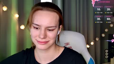 Snapshot of _ramona__ chatting on February 21, 12:39 pm im Amy online show from February 21, 12:39 pm