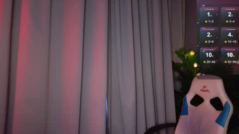 Snapshot of _ramona__ chatting on September 30, 6:07 am im Amy online show from September 30, 6:07 am