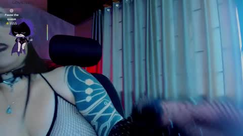 Snapshot of _raven_black chatting on December 18, 1:39 pm Raven online show from December 18, 1:39 pm