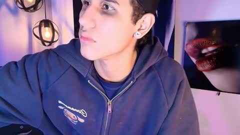 wav online show from October 14, 8:59 am