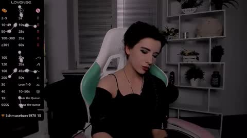 Rein online show from October 28, 8:11 pm