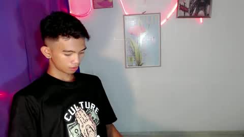 _rellvanxx online show from February 24, 1:31 pm