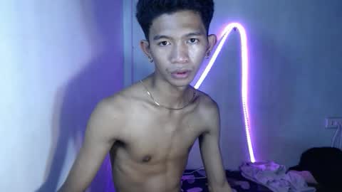 Snapshot of _rellvanxx chatting on November 8, 11:36 pm _rellvanxx online show from November 8, 11:36 pm