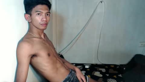 Snapshot of _rellvanxx chatting on November 10, 12:20 am _rellvanxx online show from November 10, 12:20 am