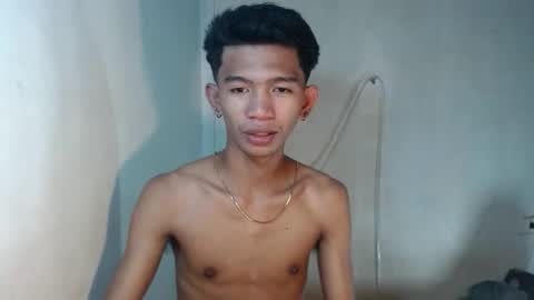 Snapshot of _rellvanxx chatting on November 17, 4:29 am _rellvanxx online show from November 17, 4:29 am