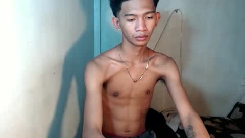 Snapshot of _rellvanxx chatting on December 21, 10:17 pm _rellvanxx online show from December 21, 10:17 pm