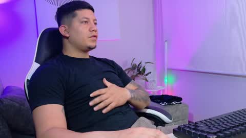 Roberto online show from April 4, 12:57 pm