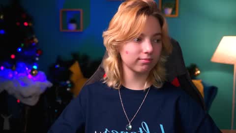 Snapshot of _rockstone_ chatting on December 16, 5:38 am Rock stone online show from December 16, 5:38 am