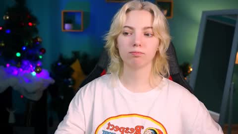 Snapshot of _rockstone_ chatting on December 21, 8:18 am Rock stone online show from December 21, 8:18 am