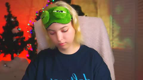 Snapshot of _rockstone_ chatting on January 11, 7:17 am Rock stone online show from January 11, 7:17 am