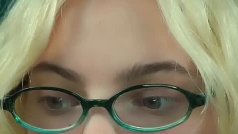 Snapshot of _rockstone_ chatting on January 27, 10:16 am Rock stone online show from January 27, 10:16 am