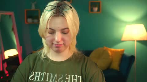 Snapshot of _rockstone_ chatting on February 3, 11:09 am Rock stone online show from February 3, 11:09 am