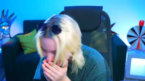 Snapshot of _rockstone_ chatting on February 5, 2:16 pm Rock stone online show from February 5, 2:16 pm