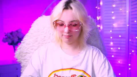 Snapshot of _rockstone_ chatting on February 10, 10:20 am Rock stone online show from February 10, 10:20 am