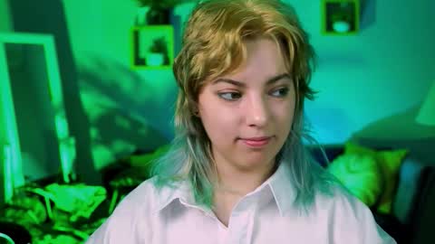 Snapshot of _rockstone_ chatting on November 9, 4:33 am Rock stone online show from November 9, 4:33 am