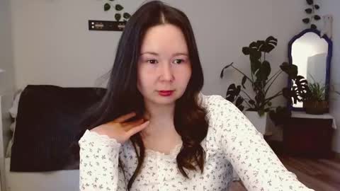 Snapshot of _rosie_cheeks_ chatting on May 10, 3:17 pm See you online show from May 10, 3:17 pm