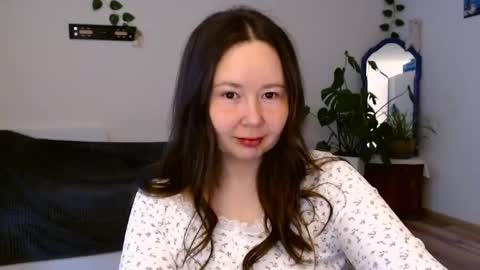 Snapshot of _rosie_cheeks_ chatting on May 17, 3:08 pm See you online show from May 17, 3:08 pm