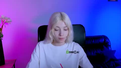 Snapshot of _sabrina_moore chatting on June 16, 6:54 pm sabrina online show from June 16, 6:54 pm