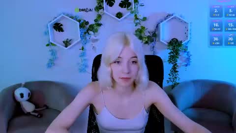 Snapshot of _sabrina_moore chatting on July 21, 6:43 pm sabrina online show from July 21, 6:43 pm