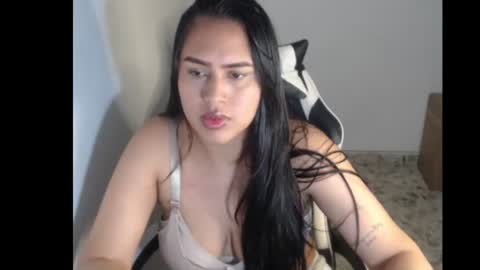 _samantha_fox19 online show from June 15, 5:31 am