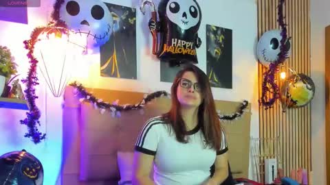 SAMANTHA FOX online show from October 24, 11:17 am