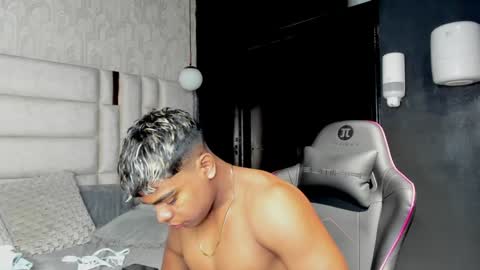 _sammy_ice online show from January 27, 1:16 am