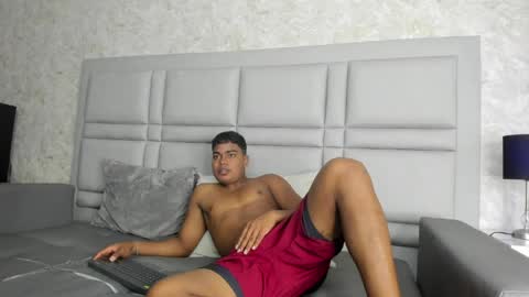 _sammy_ice online show from April 18, 1:48 pm