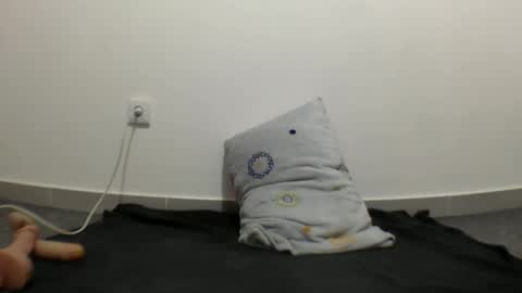 Anna online show from February 6, 4:10 pm