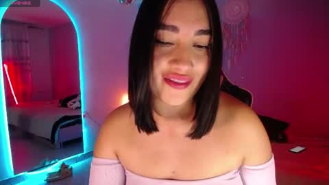 Snapshot of _santalove_ chatting on June 20, 2:58 am SantaLove online show from June 20, 2:58 am