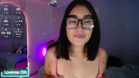 Snapshot of _santalove_ chatting on July 13, 8:33 pm SantaLove online show from July 13, 8:33 pm