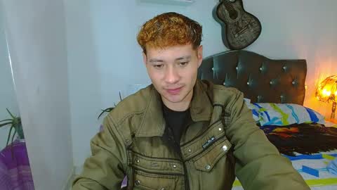 santi online show from March 31, 9:04 pm