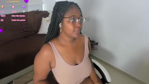 Snapshot of _sarah_banks chatting on February 25, 2:44 pm Ms. JONES online show from February 25, 2:44 pm