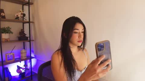 Sassy Girl online show from April 10, 6:45 pm