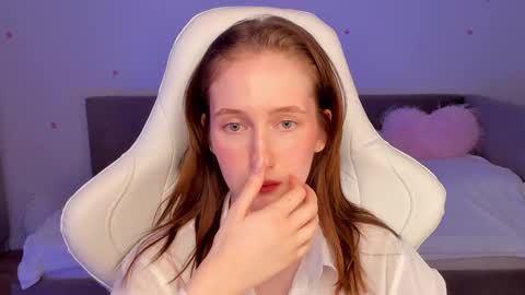 _secretelly_ online show from November 23, 9:36 pm