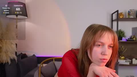 Selestia online show from March 21, 1:58 pm