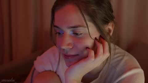 Snapshot of _sensualia_ chatting on January 5, 8:23 pm Lia online show from January 5, 8:23 pm