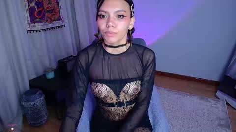 Laura online show from January 16, 1:37 pm