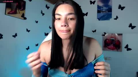 Snapshot of _serendepia_ chatting on February 7, 6:14 am Serendipia online show from February 7, 6:14 am
