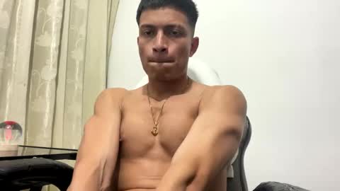 Juan Pablo-independent model online show from February 3, 12:47 am