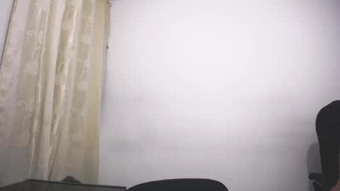 Juan Pablo-independent model online show from February 23, 3:35 am