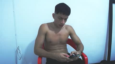 Juan Pablo-independent model online show from January 11, 12:59 am