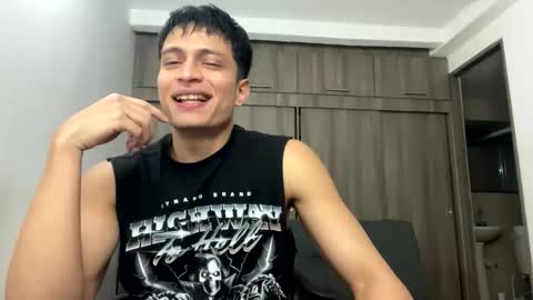 Juan Pablo-independent model online show from March 29, 12:54 am