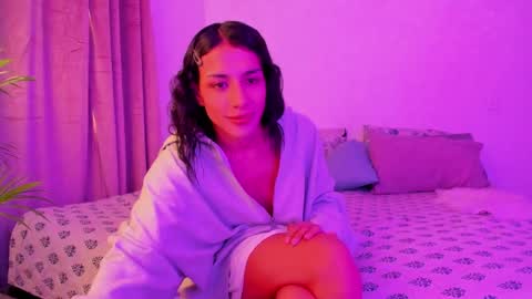 Snapshot of _sexy_star_ chatting on January 20, 10:26 pm E T H A N S T A R online show from January 20, 10:26 pm