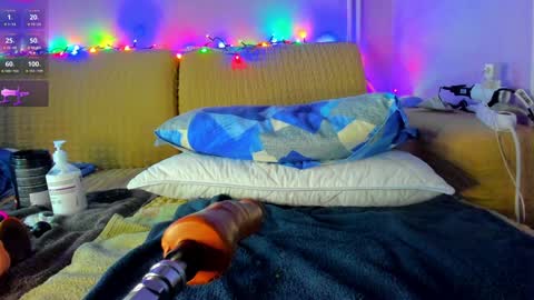 Nik online show from December 27, 6:10 pm