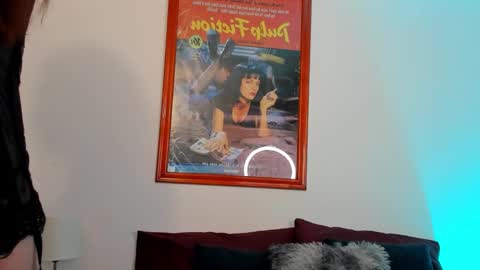 _silvia_vega_ online show from March 22, 8:18 am