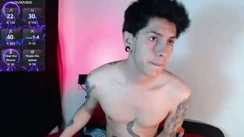 _snakee_ online show from July 14, 2:05 am